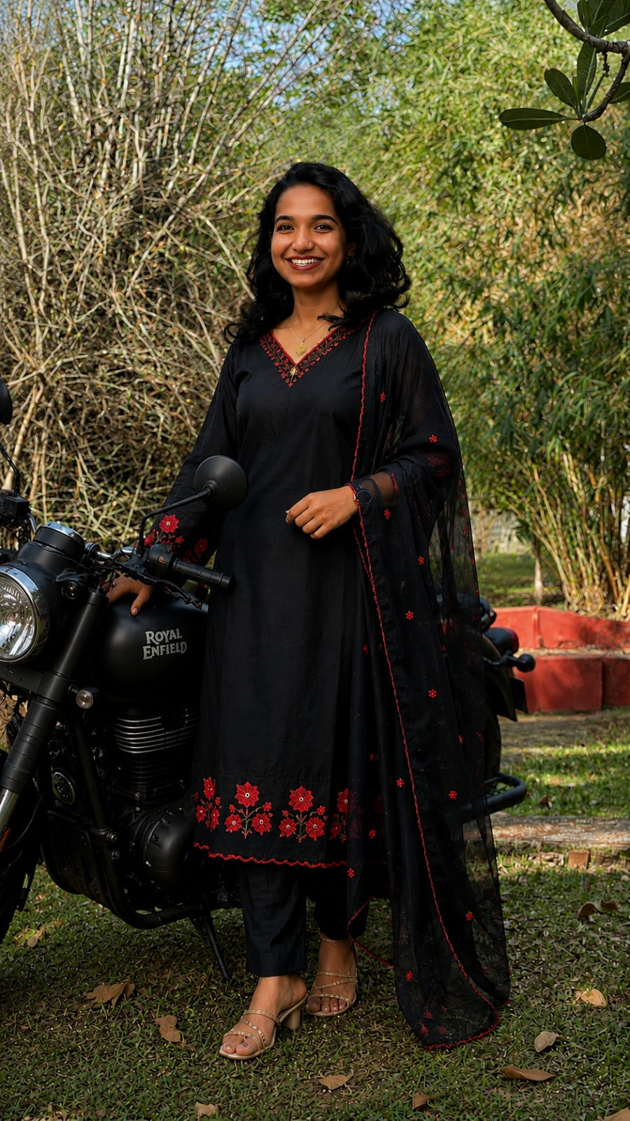 SALWAR BLACK